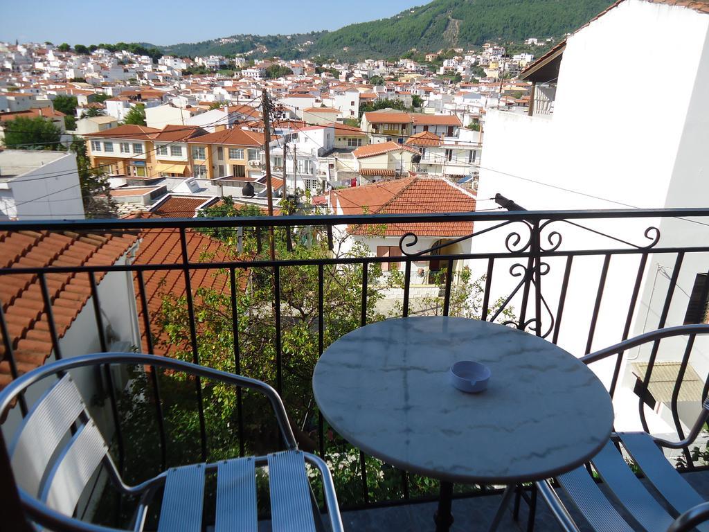 Pension Margarita Skiathos Exterior foto