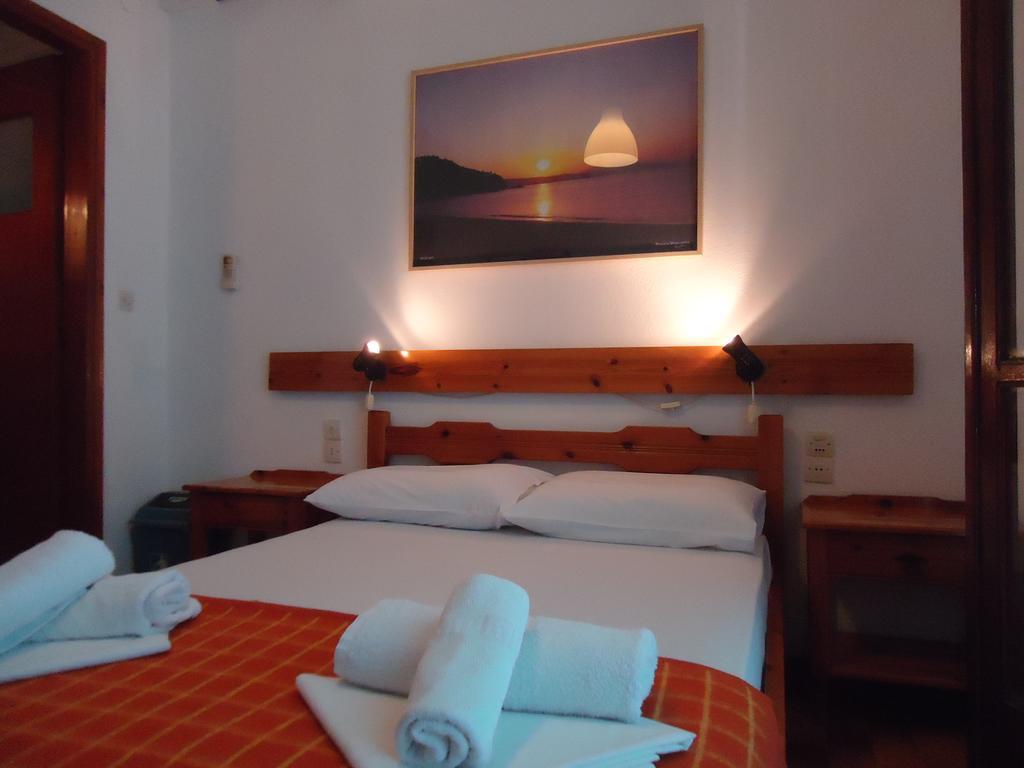 Pension Margarita Skiathos Exterior foto